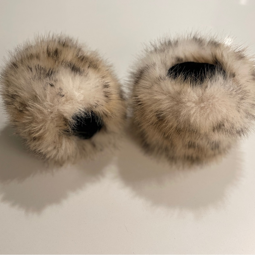Faux Fur Cuffs in Cream and Black - Picture 7 of 12